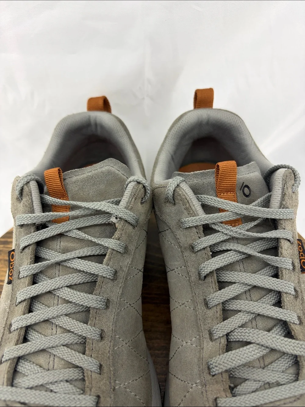 Oboz Mens Bozeman Gray Leather Low Top Hiking Shoes in Canteen, sz 9.5